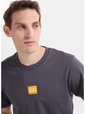 Jack & Jones Koyu Gri Erkek Regular Fit Logo Baskılı T-Shirt 12307761 Jprbluejoey Tee Crew BSS26