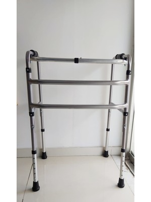 Ortolife 4 Ayaklı Yürüteç Walker Yürüteci Ergonomik Tasarım ile Konforlu Kullanım Sunar