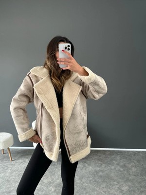 Vess Moda Kadın Içi Peluş Kürklü Oversize Kalıp Desenli Krem Nubuk Deri Mont