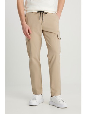 Altınyıldız Classics Erkek Bej Slim Fit Dar Kesim Beli Bağlamalı Kargo Cepli Jogger Pantolon