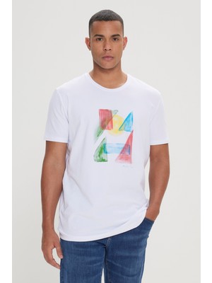 Altınyıldız Classics Erkek Beyaz Slim Fit Dar Kesim Pamuklu Yumuşak Dokulu Tasarım Baskılı Bisiklet Yaka Tişört
