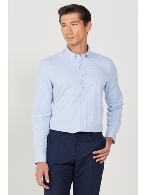 Altınyıldız Classics Erkek Açık Mavi Slim Fit Dar Kesim Düğmeli Yaka Armürlü Gömlek