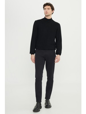 Altınyıldız Classics Erkek Siyah Pamuklu Slim Fit Dar Kesim 5 Cepli Armürlü Esnek Casual Pantolon