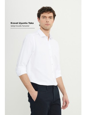 Altınyıldız Classics Erkek Beyaz Kolay Ütülenebilir Slim Fit Dar Kesim Italyan Yaka Armürlü Gömlek