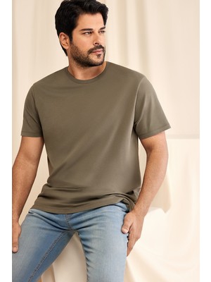 Altınyıldız Classics Erkek Haki %100 Pamuk Slim Fit Dar Kesim Bisiklet Yaka Tişört
