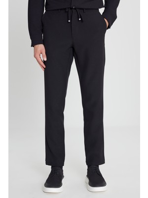 Altınyıldız Classics Bağlamalı Bel Normal Paça Slim Fit Siyah Erkek Pantolon ACE001252541_SYH