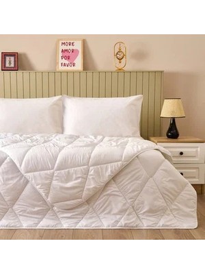 Matmel Soft Çift Kişilik Ince Microfiber Yorgan - Beyaz - 195X215 cm