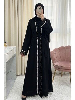 Moda Morfo Kolu Tüylü Sıralı Taş Detaylı Kemerli Abaya -Siyah