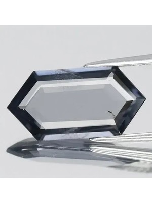 Aries 4.57CT 17.5x8.8mm Vs Hexagon Natural Bluish Violet Spinel - Burma, Gemstone