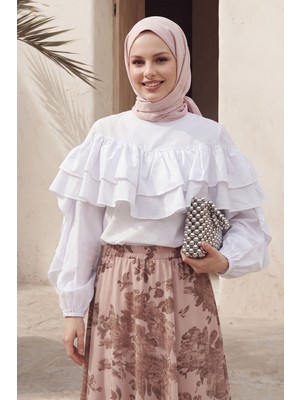 inStyle Kolları ve Önü Fırfırlı Beyaz Bluz