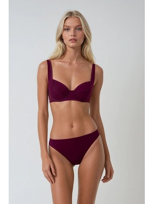 Kom Fabıan Bikini