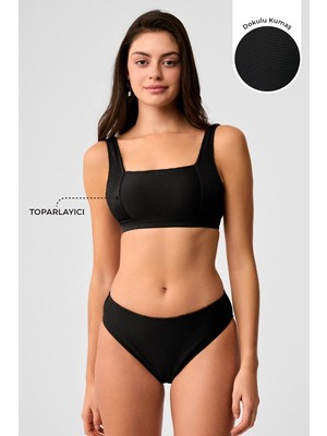Kom Kelly Bikini