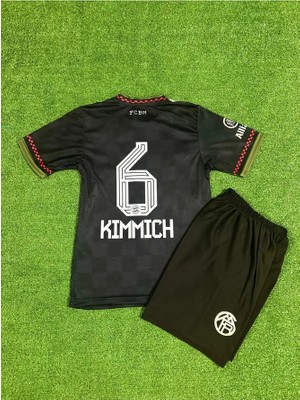B.a.y.e.r.n M.ü.n.i.h 2025/26 Yeni Sezon Joshua Kimmich Alternatif Çocuk Forması (Black)