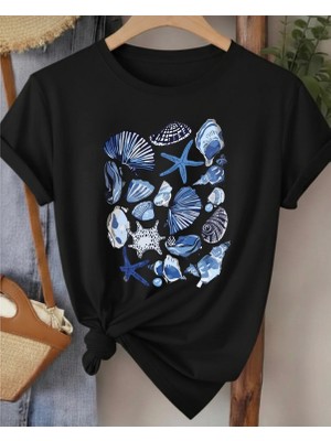 Nigrum Pardus Nıgrum Pardus Yeni Sezon Deniz Kabukları Baskılı %100 Pamuk Büyük Beden Kadın T-Shirt