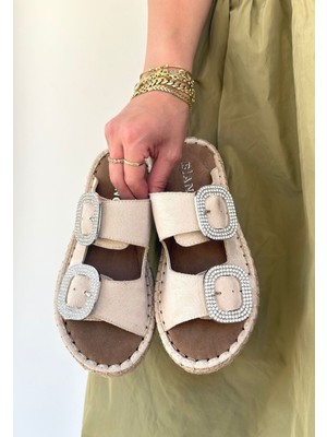 Veralya Hertas Bej Nubuk Tokalı Terlik