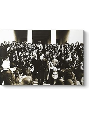 Peri Store Atatürk Izmir Kız Lisesi'nden Ayrılırken Tablo 75 x 50
