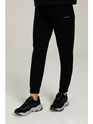 Lumberjack Kadın Eşofman CT695 Camıla Jogger Siyah Tekstil Malzeme ile Rahat Kullanım