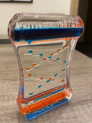 SUME Sıvı Kum Saati Masa Dekoru Renkli Plastik Malzeme ile Evinize Değer Katar Dekorasyon