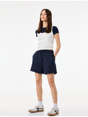 Koton Slim Fit Beli Bağcıklı Cepli Simli Mini Şort