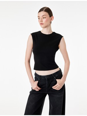 Koton Pamuklu Slim Fit Bisiklet Yaka Kolsuz Sırt Detaylı Bluz