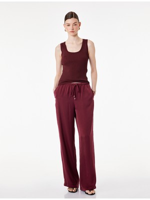 Koton Aerobin Kumaş Straight Fit Cepli Düz Geniş Paça Saten Pantolon