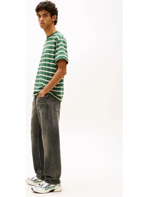 Tommy Jeans Siyah Erkek Regular Fit Yıkamalı Denim Pantolon DM0DM229991BZ Siyah Denim Pantolon