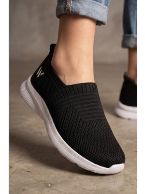 Liarca Cloudwalk Comfort Siyah Beyaz Rahat Günlük Yumuşak Tabanlı 4 Mevsim Trend Kadın Slip-On Sneaker Ayakkabı