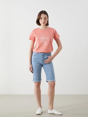 Lc Waikiki Yeni Sezon Dar Fit Kadın Jean Şort
