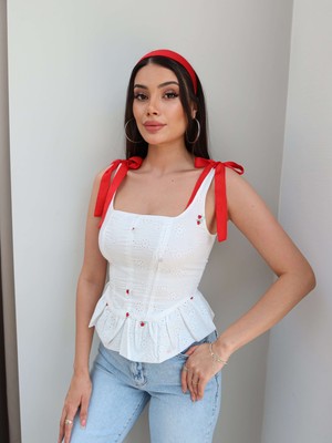Esra Helvacı Nakış Işlemeli Bluz