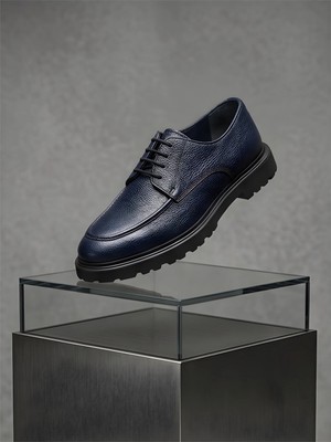 Lüks Parlak Deri Erkek Klasik Ayakkabı - Modern Casual Tasarım