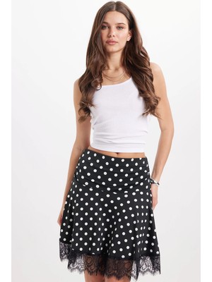 Tudors Kadın Slim Fit Dar Kesim Askılı Kare Yaka Pamuklu Beyaz Crop Atlet