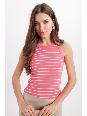 Tudors Kadın Slim Fit Dar Kesim Pamuklu Askılı Bisiklet Yaka Çizgili Pembe Crop Atlet