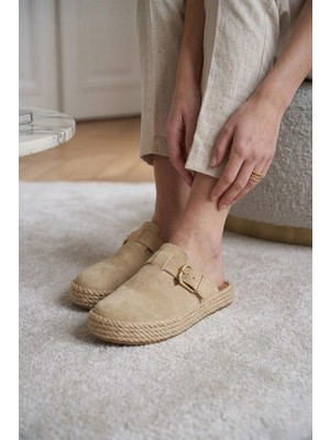Fox Shoes Y596148502 Bej Süet Önü Kapalı Sabo Terlik