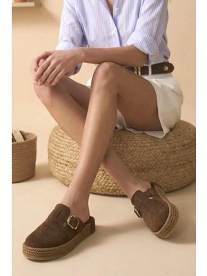 Fox Shoes Y596148502 Kahverengi Süet Önü Kapalı Sabo Terlik