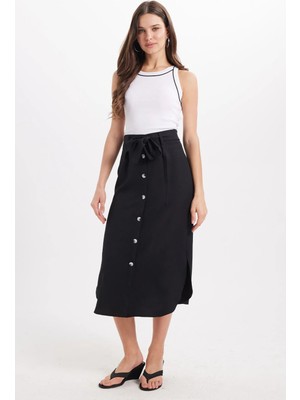 Tudors Kadın Slim Fit Dar Kesim Pileli Pamuklu Ön Düğme Kapamalı Kuşaklı Yırtmaçlı Siyah Etek 