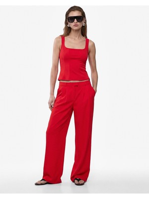 Koton Krep Scuba Kumaş Slim Fit Kolsuz Kare Yaka Bluz