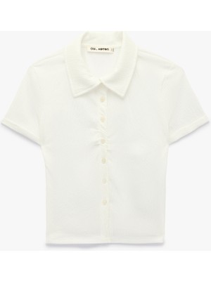 Koton Bürümcük Kumaş Düğmeli Klasik Yaka Kısa Kollu Crop Tişört