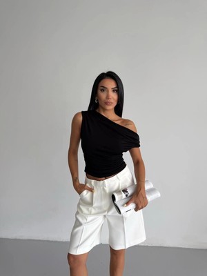 Esila Moda Kadın Siyah Omuzu Düşük Bluz