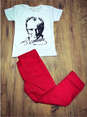 Herşey Nota Erkek Çocuk Gösteri Kombin - Atatürk T-Shirt ve Kırmızı Pantolon