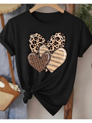 Nigrum Pardus Nıgrum Pardus Yeni Sezon Üç Leopar Kalp Baskılı %100 Pamuk Büyük Beden Kadın T-Shirt