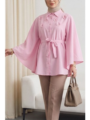 Moda Morfo Önü Çiçek Detaylı Beli Bağcıklı Düğmeli Panço -Pembe