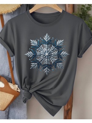 Nigrum Pardus Nıgrum Pardus Yeni Sezon Kar Tanesi Baskılı %100 Pamuk Büyük Beden Kadın T-Shirt