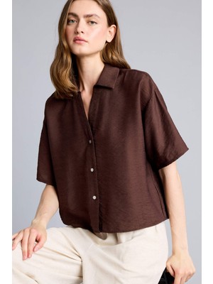 DeFacto Regular Fit Kahve Rengi Kısa Kollu Gömlek H7939AX26SM