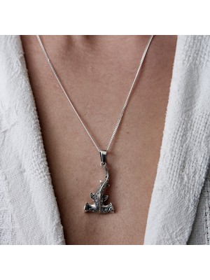 Ebrar Silver Gümüş Çekiç Başlı Köpek Balığı Kolye 925 Ayar Gümüş Unisex Çekiç Baş Köpek Balığı Kolye