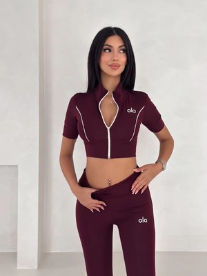 Trend Butik Burada Kadın Fermuarlı Kısa Kollu Crop Top ve Yüksek Bel Tayt Spor Takımı