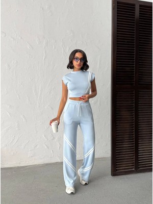 Trend Butik Burada Kadın Şerit Detaylı Crop Top ve Yüksek Bel Bol Paça Pantolon Ikili Takım