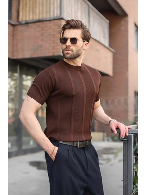 Madmext Kahverengi Regular Fit Bisiklet Yaka Fitilli Triko Erkek Tişört E7490