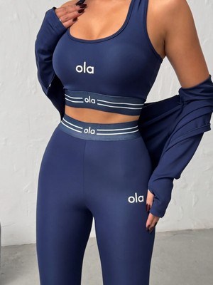 Trend Butik Burada Kadın 3'lü Spor Takımı - Fermuarlı Crop Ceket, Büstiyer ve Yüksek Bel Toparlayıcı Tayt Seti