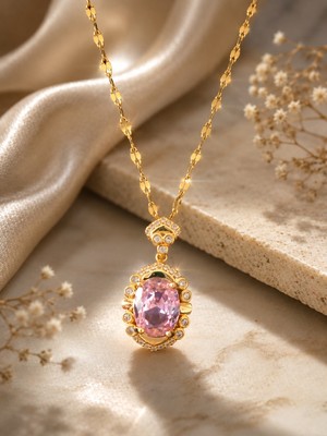 Lia Charm Kadınlar Için Özel Tasarım 14 Ayar Altın Kaplama Oval Pembe Zirkon Taşlı Kolye