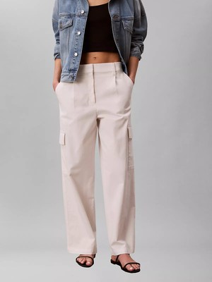 Calvin Klein Kadın Rahat Kalıp Beli Lastikli Cep Detaylı Geniş Paçalı Beyaz Pantolon LV047F623G-YAS